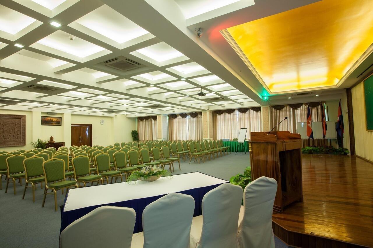 Green Palace Hotel Phnom Penh Extérieur photo