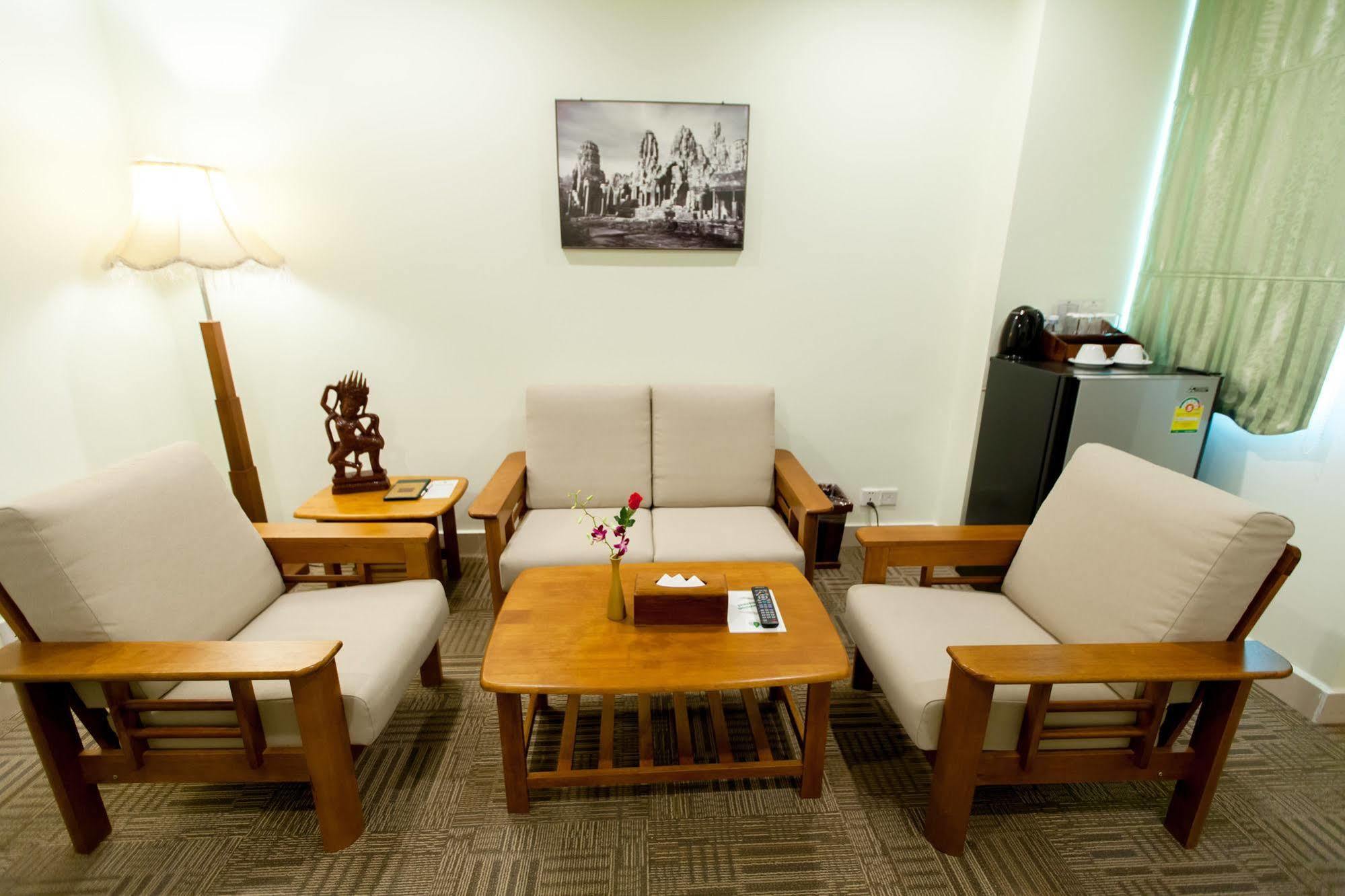 Green Palace Hotel Phnom Penh Extérieur photo