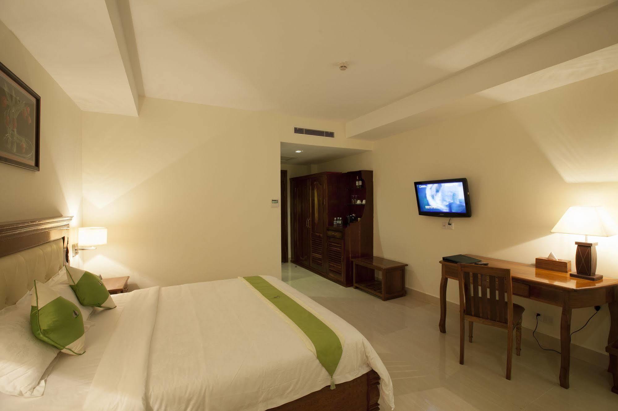 Green Palace Hotel Phnom Penh Extérieur photo