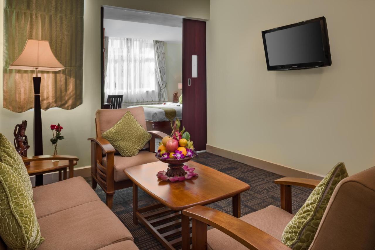 Green Palace Hotel Phnom Penh Extérieur photo