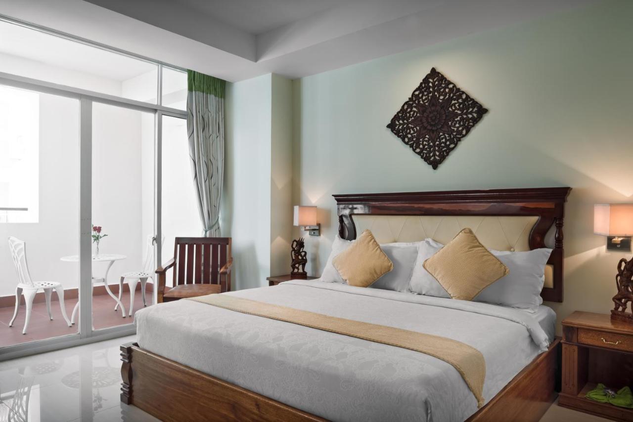 Green Palace Hotel Phnom Penh Extérieur photo
